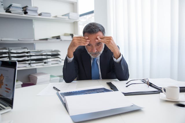 Comment Gérer le Stress au Travail Afin d’Éviter les Risques Psychosociaux avec des Méthodes Alternatives